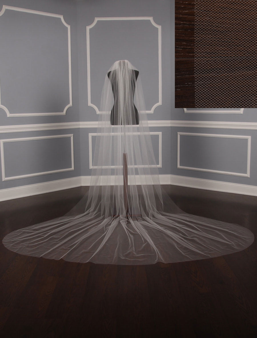 BRIDAL VEIL Diamond White Semi Cathedral Length Your Dream  display picture 1
