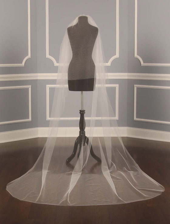 S204VL Ivory Bridal Veil