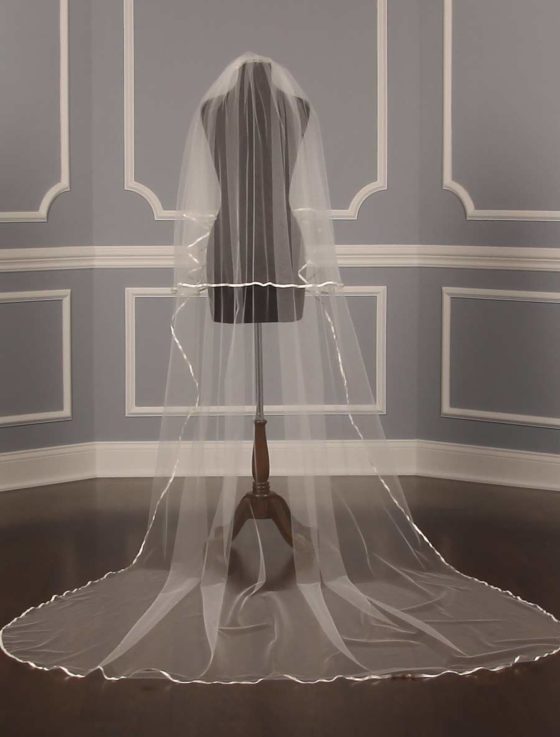S499VL Diamond White Bridal Veil