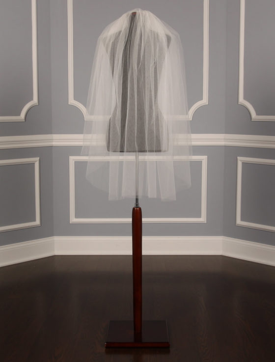 S04VL Ivory Bridal Veil
