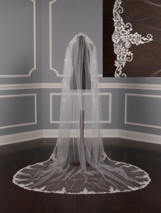 St. Pucchi M9339 Bridal Veil