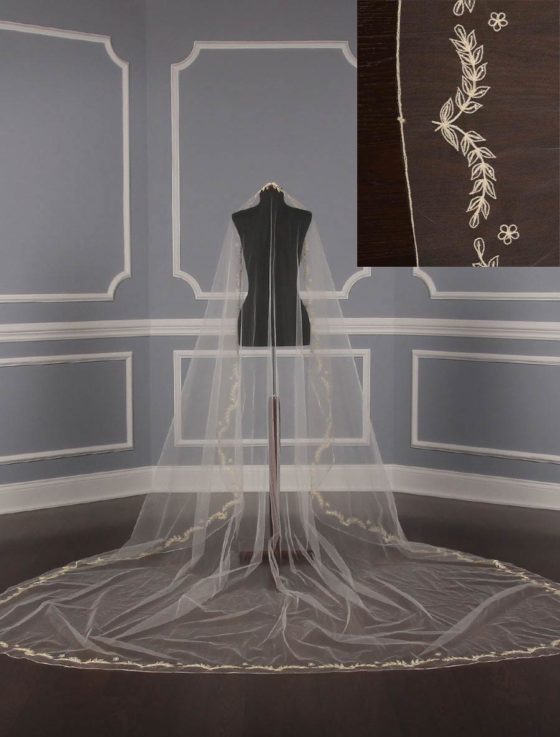 St.-Pucchi-M1138-4-Bridal-Veil