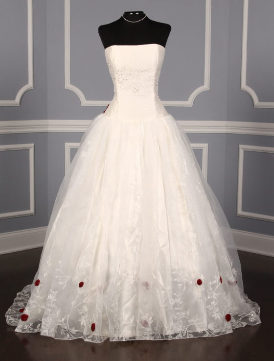 St. Pucchi Fleur Wedding Dress