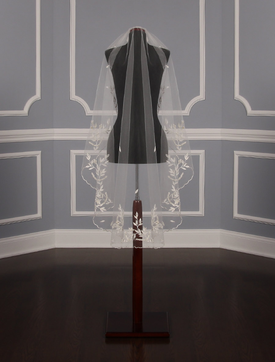 St. Pucchi V-S422 Bridal Veil