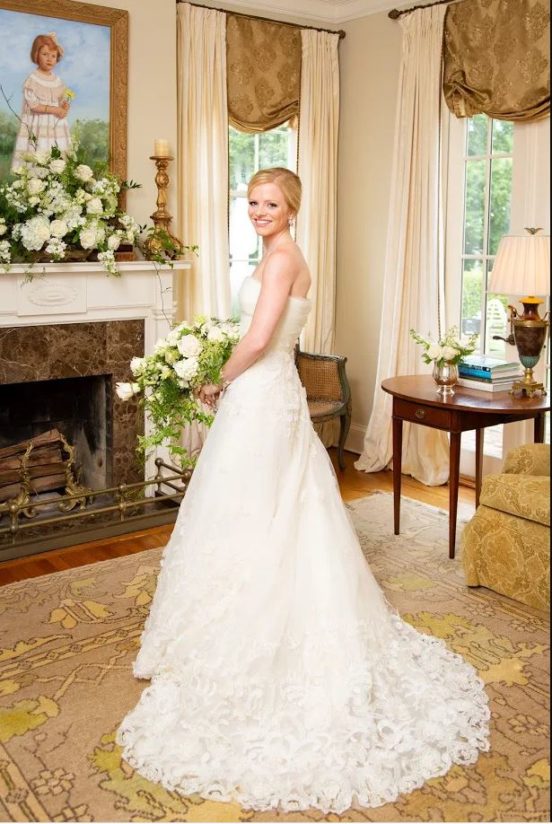 Sarah James Oscar de la Renta Aline 55E07 Wedding Gown
